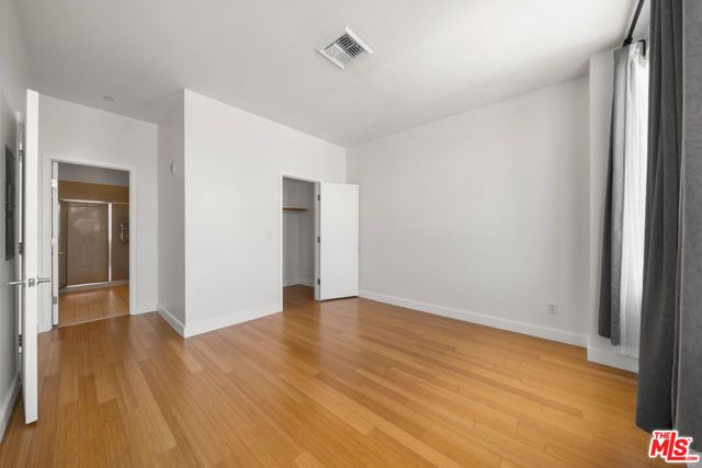 3810 Wilshire Boulevard 1801, Los Angeles, CA 90010