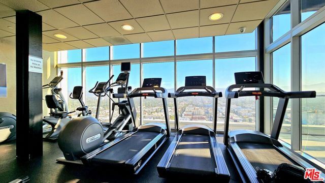 3810 Wilshire Boulevard 1801, Los Angeles, CA 90010