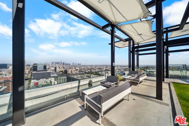3810 Wilshire Boulevard 1801, Los Angeles, CA 90010