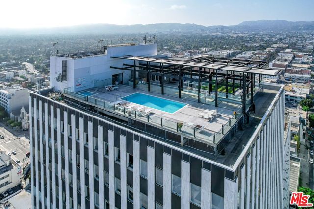 3810 Wilshire Boulevard 1801, Los Angeles, CA 90010
