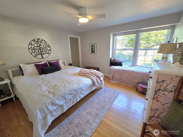 5021 Beverly Drive NE, Olympia, WA 98516