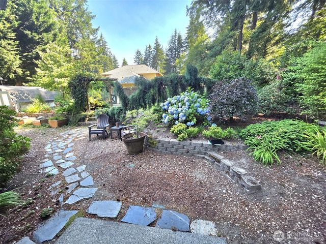5021 Beverly Drive NE, Olympia, WA 98516