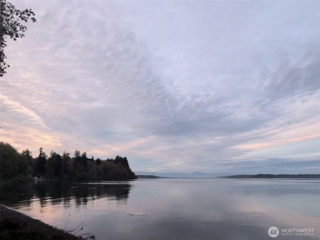 5021 Beverly Drive NE, Olympia, WA 98516