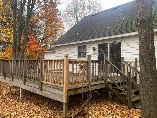 12134 Jonathon Drive, Rapid City, MI 49676