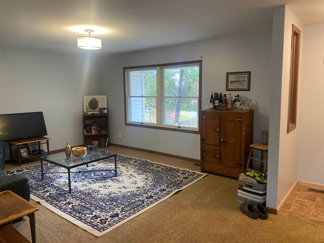 12134 Jonathon Drive, Rapid City, MI 49676