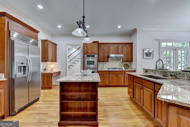 2200 Ascott Valley Trace, Johns Creek, GA 30097