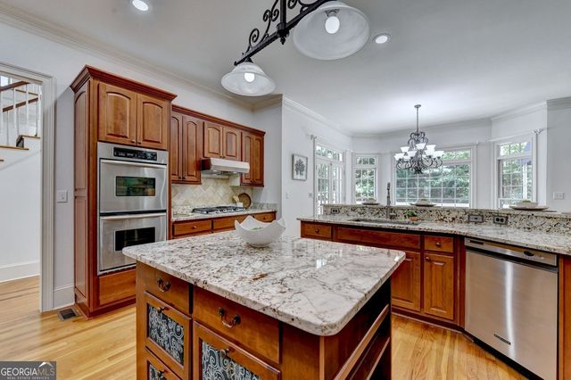 2200 Ascott Valley Trace, Johns Creek, GA 30097