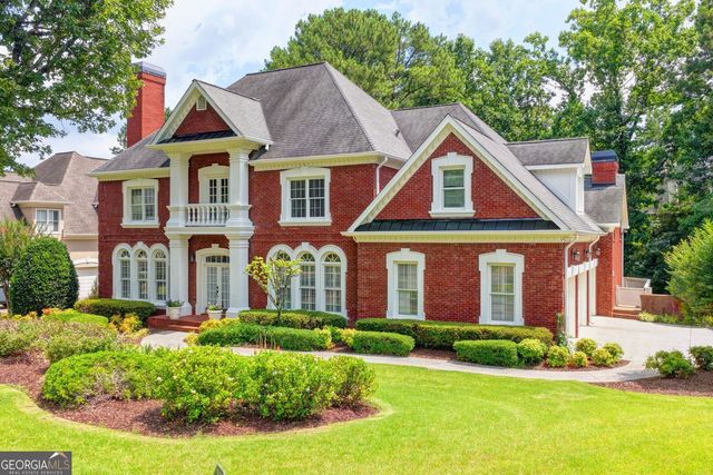 2200 Ascott Valley Trace, Johns Creek, GA 30097