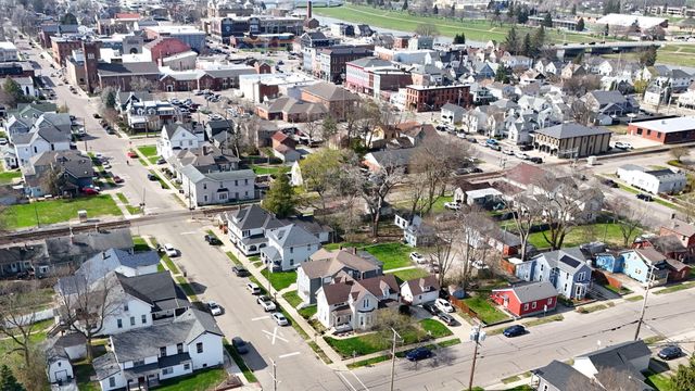 103 S Crawford Street 103 S Crawford Street, Troy, OH 45373