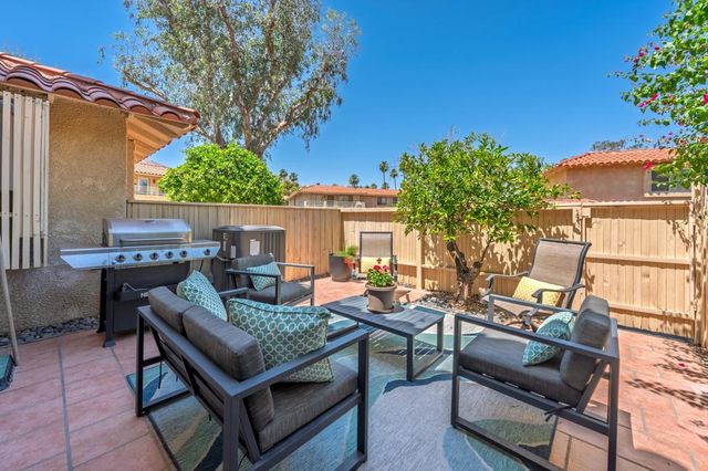 72856 Roy Emerson Lane, Palm Desert, CA 92260