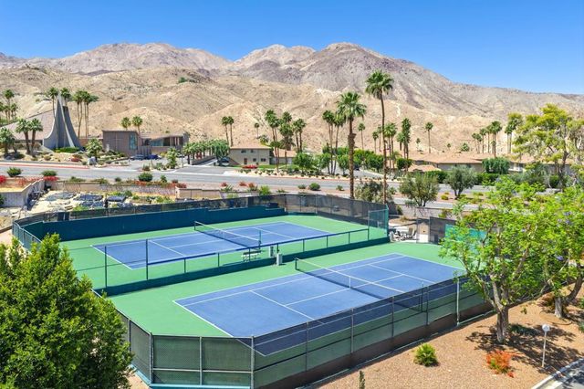 72856 Roy Emerson Lane, Palm Desert, CA 92260