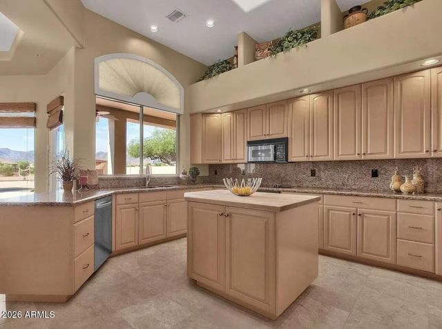 12198 E DOUBLETREE RANCH Road, Scottsdale, AZ 85259