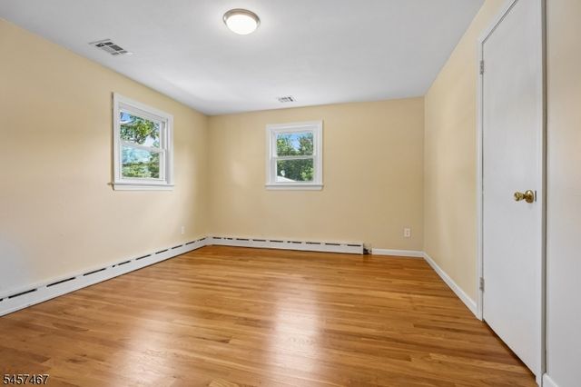 1402 Dey St, South Plainfield Boro, NJ 07080