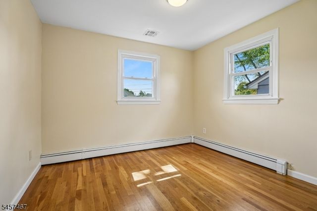 1402 Dey St, South Plainfield Boro, NJ 07080
