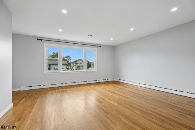 1402 Dey St, South Plainfield Boro, NJ 07080