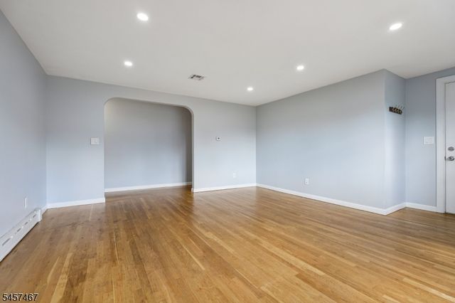 1402 Dey St, South Plainfield Boro, NJ 07080