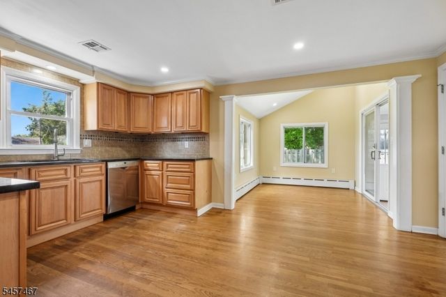 1402 Dey St, South Plainfield Boro, NJ 07080