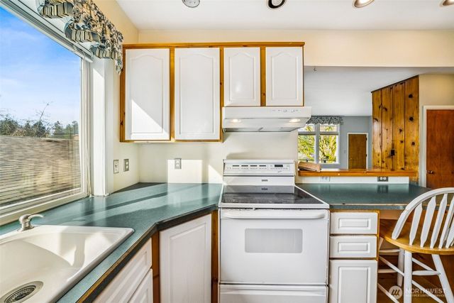 1125 Lake Vista Boulevard S, Spanaway, WA 98387