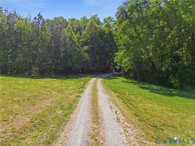 3600 Market Rd, Mechanicsville, VA 23111