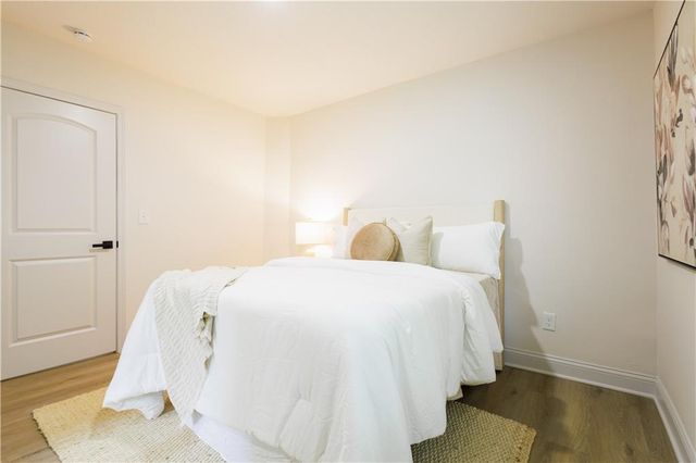 8007 E 75th Street, Kansas City, MO 64138