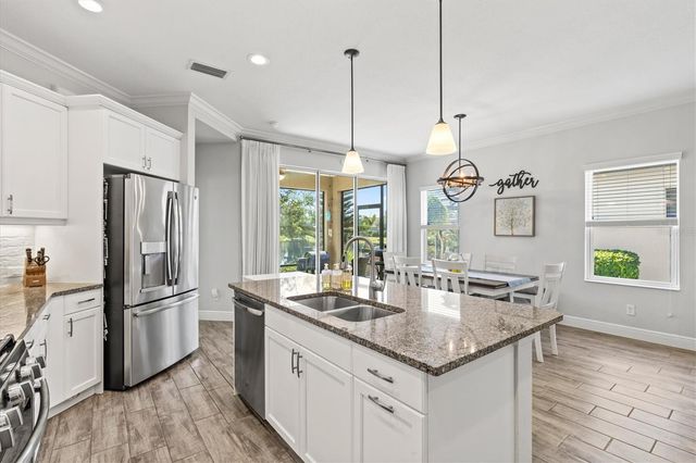 4207 AZURITE WAY, Bradenton, FL 34211