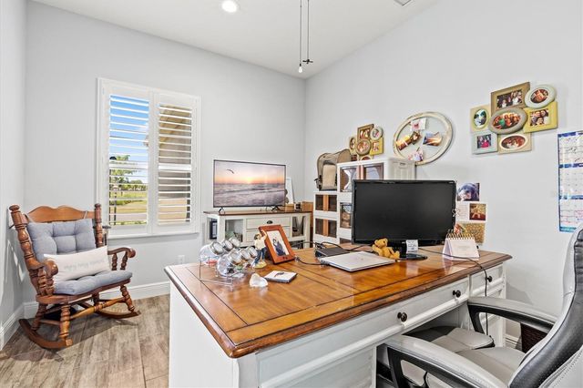 4207 AZURITE WAY, Bradenton, FL 34211