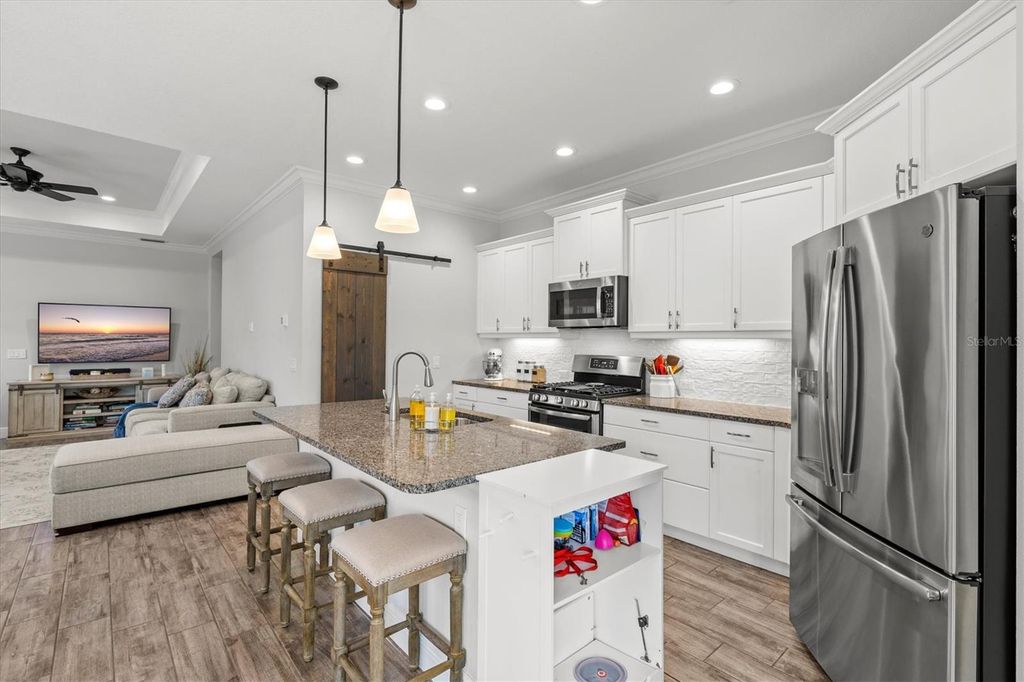 Image 11 of property listing at 4207 AZURITE WAY, Bradenton, FL 34211