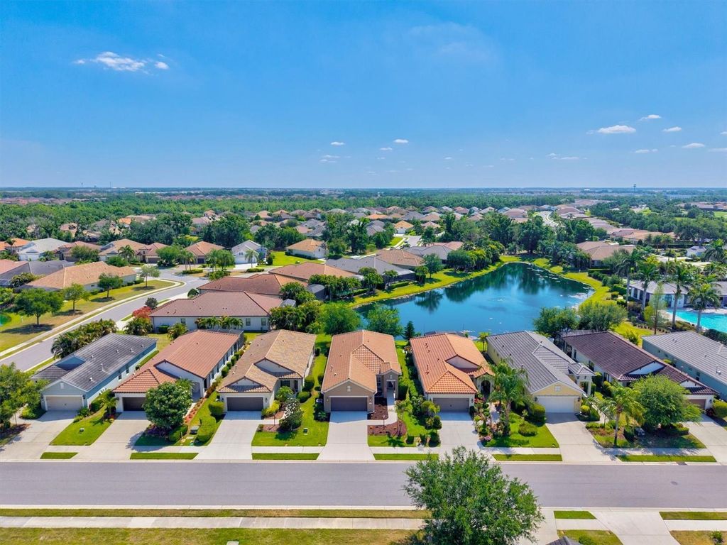 Image 37 of property listing at 4207 AZURITE WAY, Bradenton, FL 34211