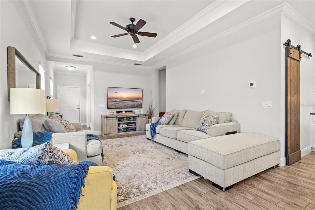 Image 9 of property listing at 4207 AZURITE WAY, Bradenton, FL 34211