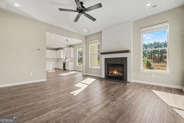 377 Waterbluff Drive SW, Mableton, GA 30126