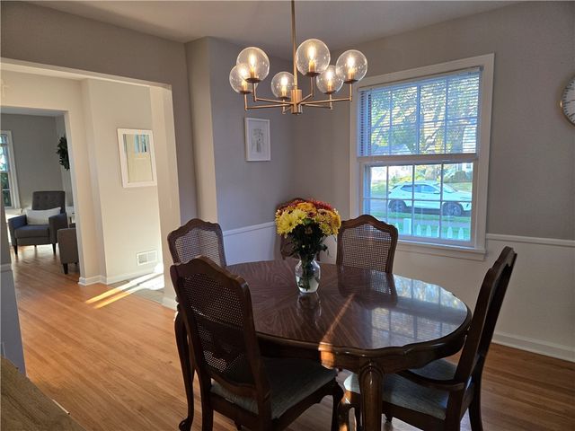 177 Green Meadow Drive, Irondequoit, NY 14617
