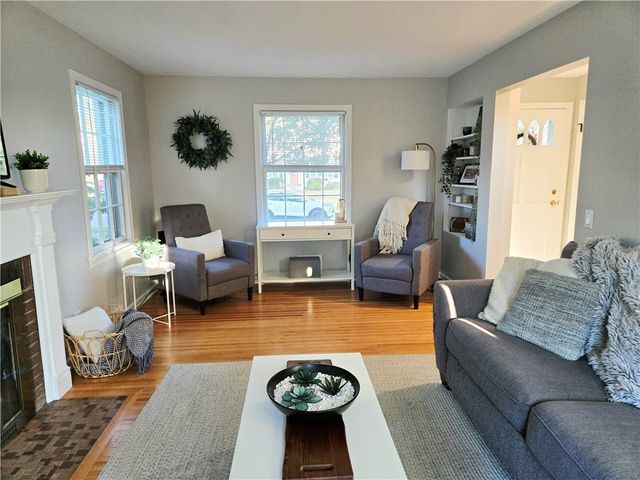 177 Green Meadow Drive, Irondequoit, NY 14617