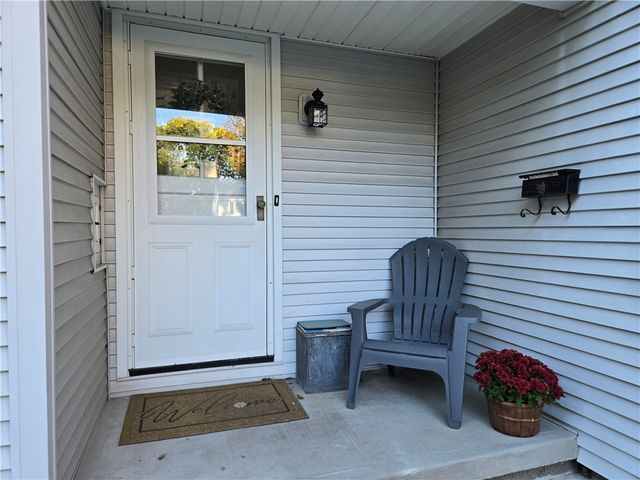 177 Green Meadow Drive, Irondequoit, NY 14617