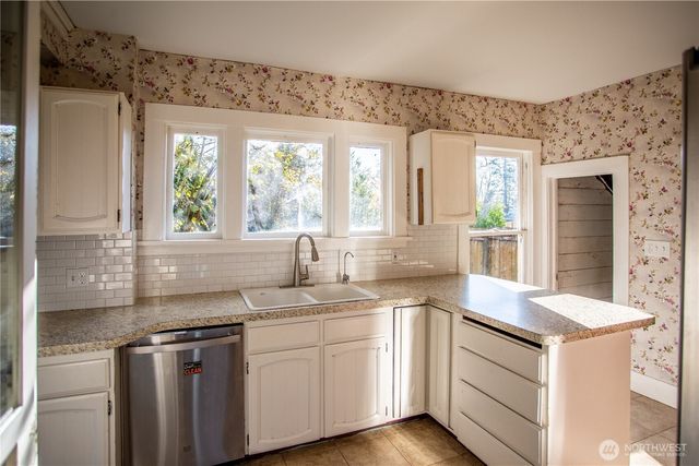 504 Garrison Street NE, Olympia, WA 98506