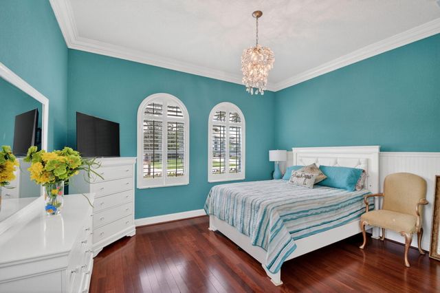 2540 Vicara Court, Royal Palm Beach, FL 33411