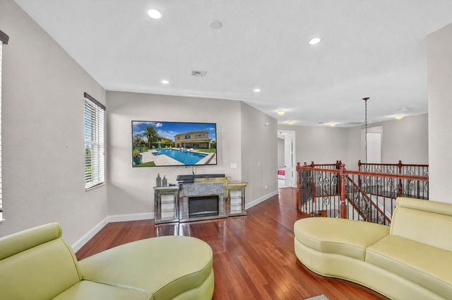 2540 Vicara Court, Royal Palm Beach, FL 33411