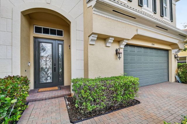 2540 Vicara Court, Royal Palm Beach, FL 33411