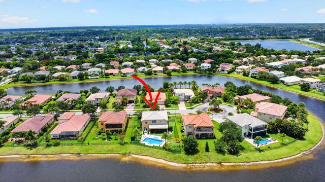 2540 Vicara Court, Royal Palm Beach, FL 33411