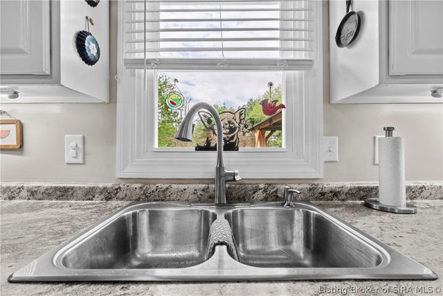7475 Saddlebrook Court, Greenville, IN 47124