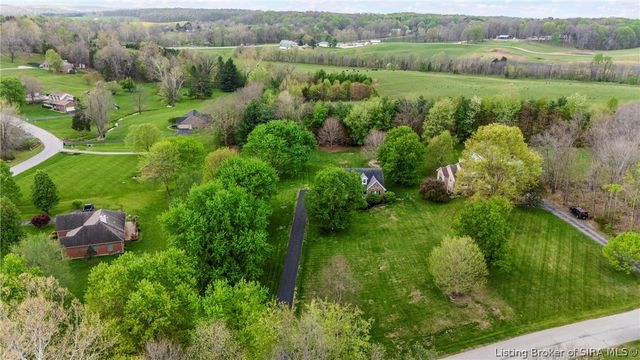 7475 Saddlebrook Court, Greenville, IN 47124