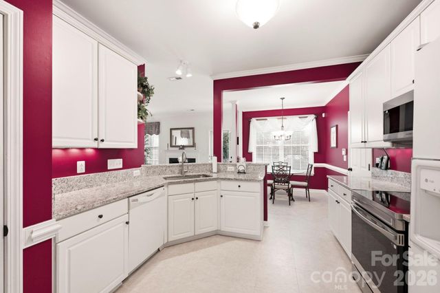 10018 Glencrest Drive, Huntersville, NC 28078