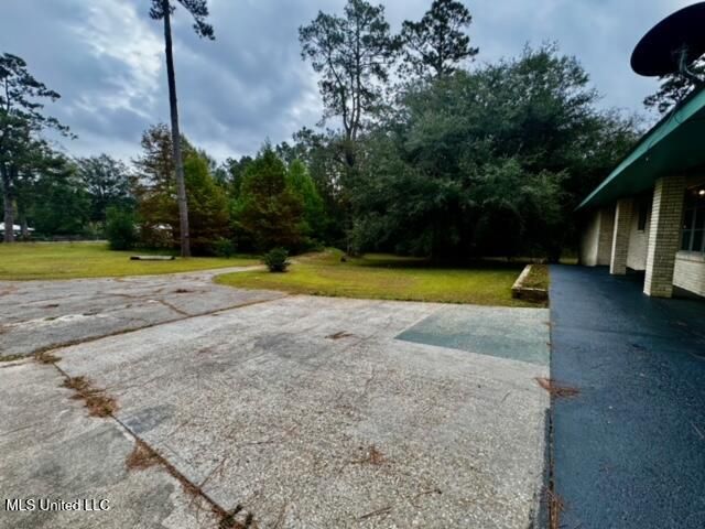 3016 Jackson Landing Road, Picayune, MS 39466