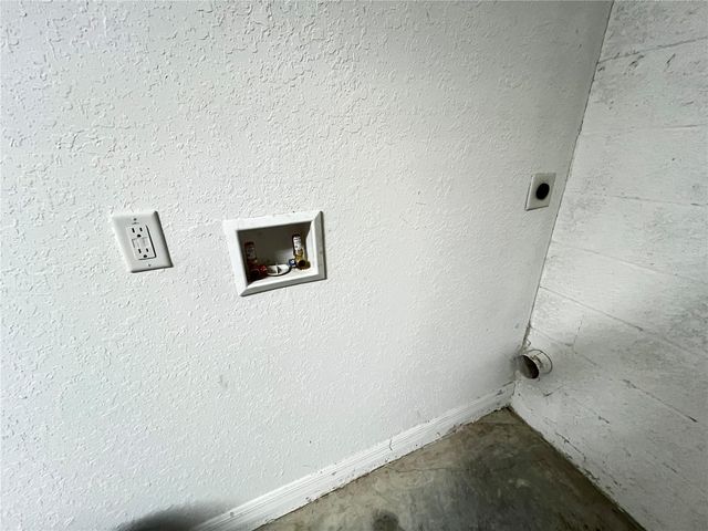 83 GUAVA PASS, Ocklawaha, FL 32179