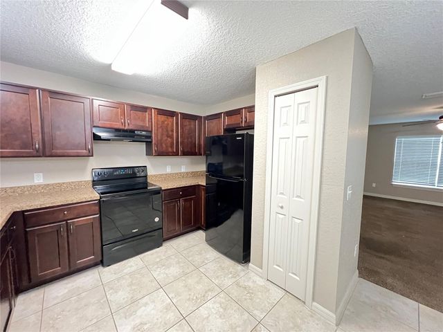 83 GUAVA PASS, Ocklawaha, FL 32179