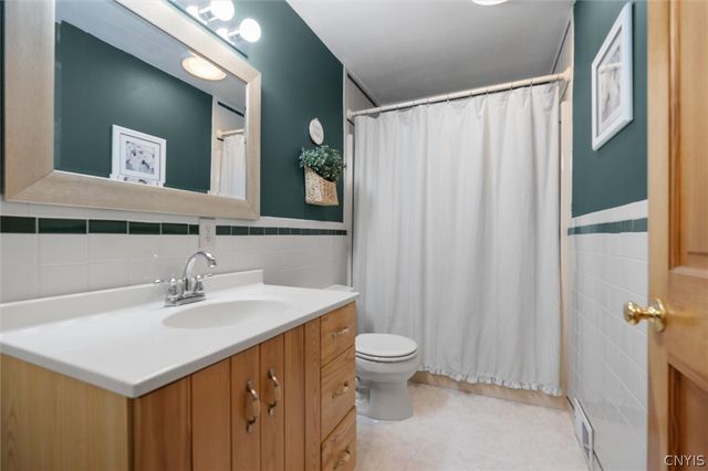 205 Garrett Drive, Manlius, NY 13104
