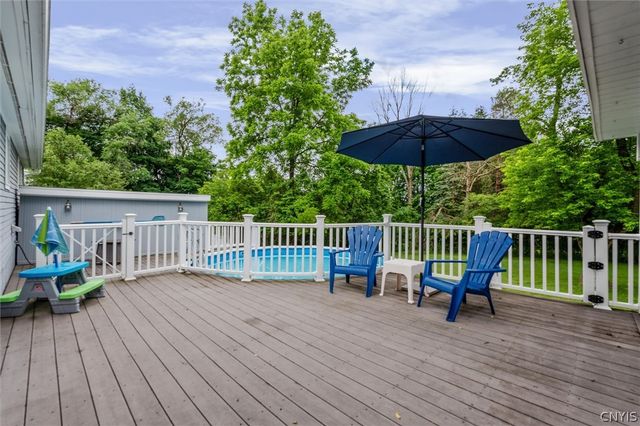 205 Garrett Drive, Manlius, NY 13104