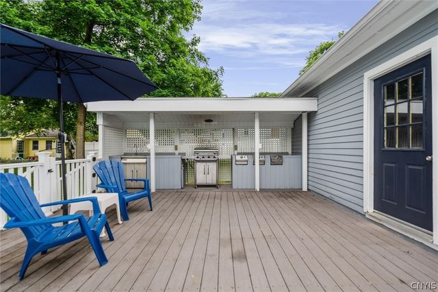 205 Garrett Drive, Manlius, NY 13104