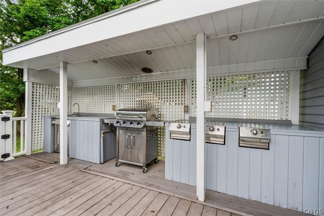205 Garrett Drive, Manlius, NY 13104