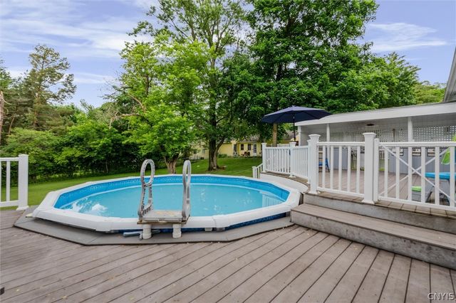 205 Garrett Drive, Manlius, NY 13104