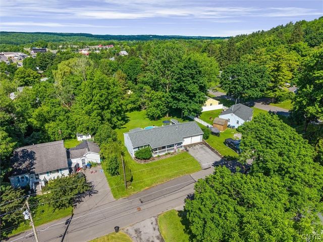 205 Garrett Drive, Manlius, NY 13104